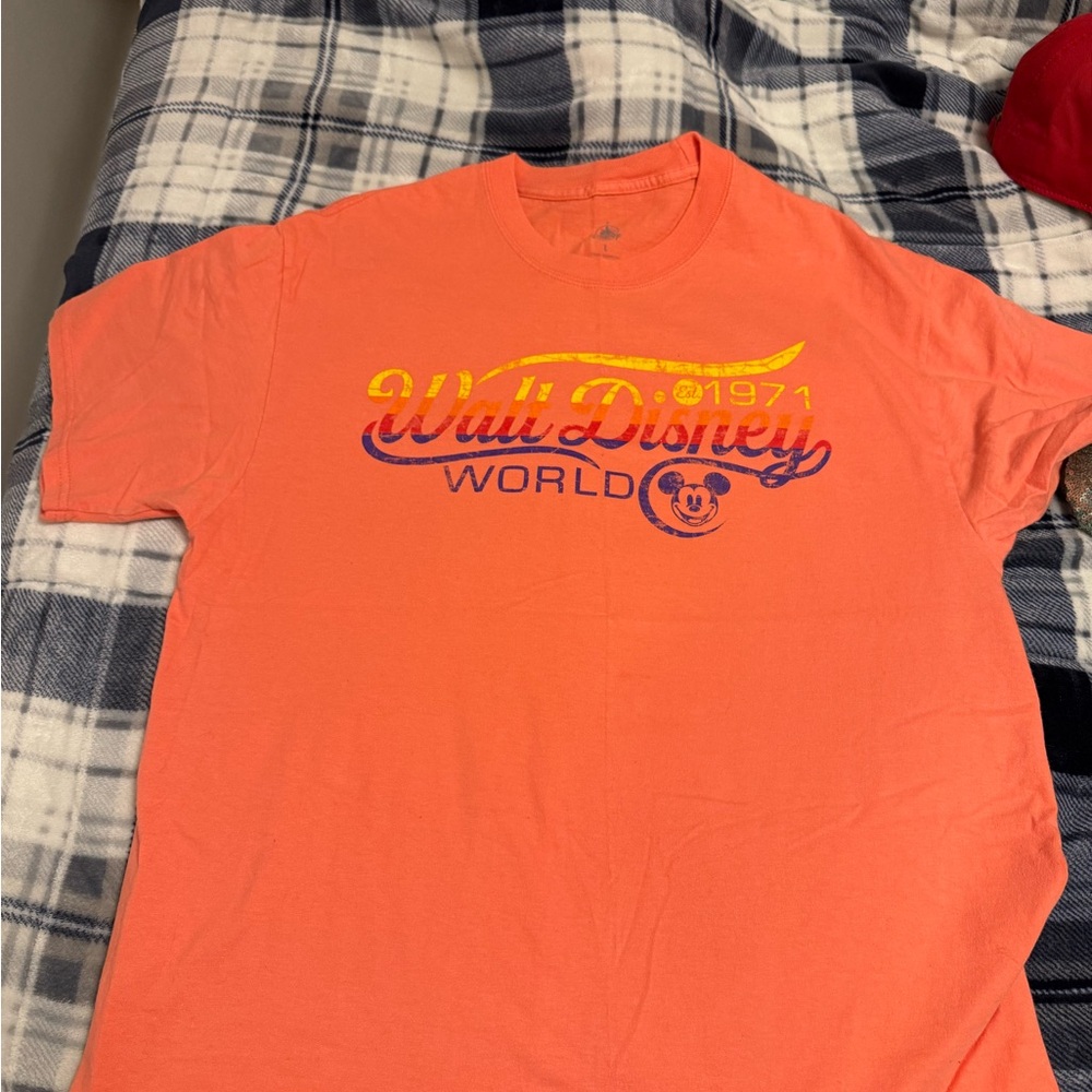 Disney Men's Orange and Yellow Graphic Tee